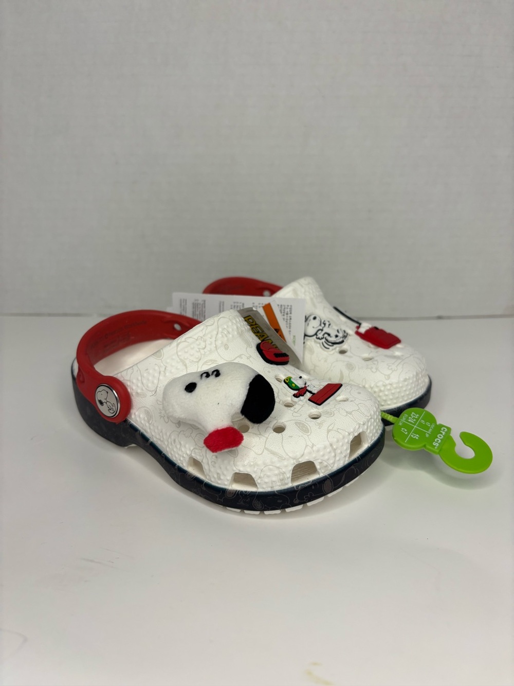 Peanuts Snoopy Kids Crocs Size C7